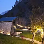 Outdoor Bosnia Adventure منتجع